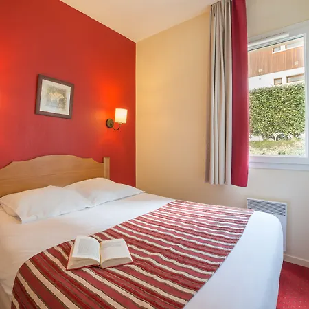 Apart Otel Pierre & Les Rives De L'aure 3*