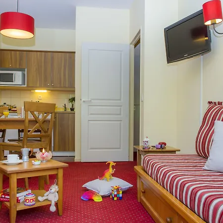 Pierre & Les Rives De L'aure 3*