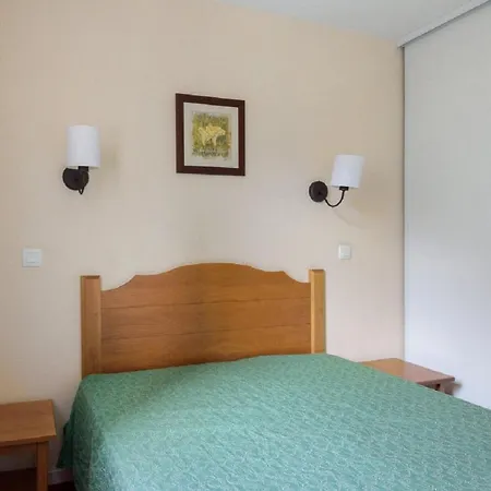 Pierre & Les Rives De L'aure Apart Otel