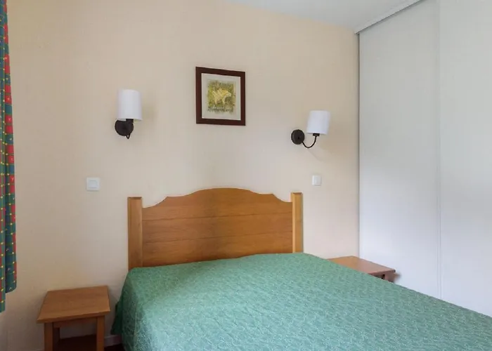 Pierre & Les Rives De L'aure Apart Otel