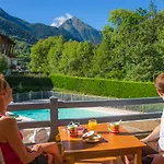Pierre & Les Rives De L'aure 3*