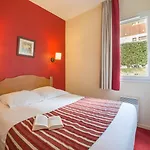 Apart Otel Pierre & Les Rives De L'aure 3*