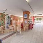 Pierre & Les Rives De L'aure Apart Otel 3*