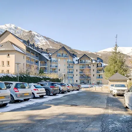 Pierre & Les Rives De L'aure 公寓式酒店 3*