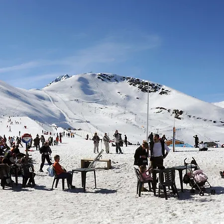 公寓式酒店 Pierre & Les Rives De L'aure 3*