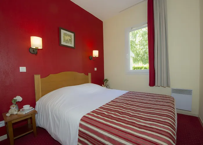 Pierre & Les Rives De L'aure Aparthotel